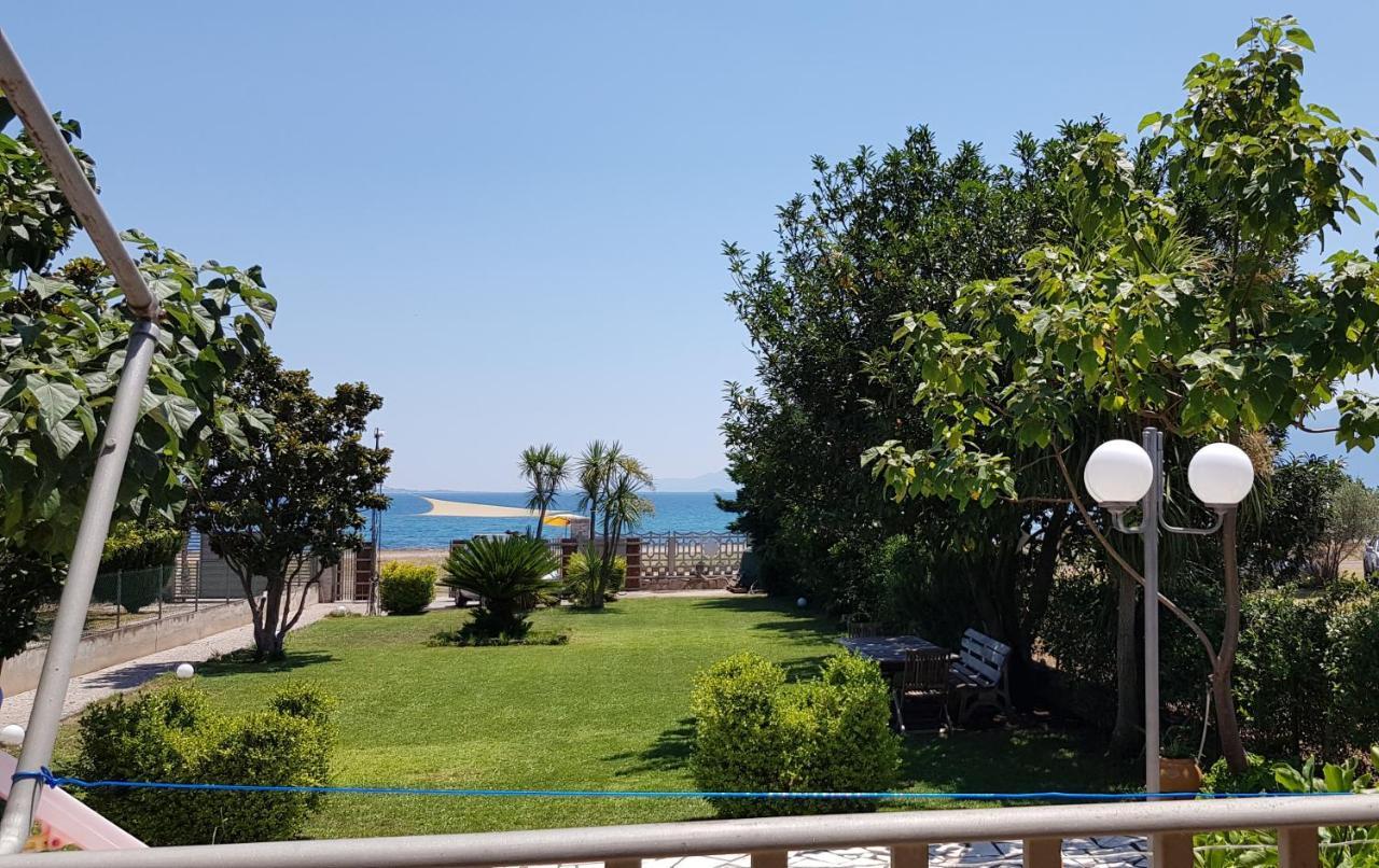 Vila Country House By The Sea !!! Karavómilos Exteriér fotografie